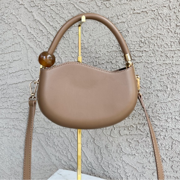 MELLIE BIANCO Tan Beige Faux Leather Marbled Pearl Crossbody Jennie Bag Handbag - Picture 9 of 15